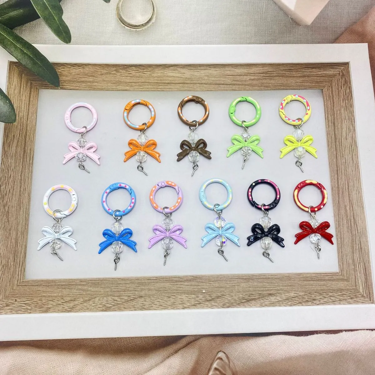 DIY Beaded Keychain Accessories Kit with Alloy Bow, Eye Pins & Blind Box Resin Doll Charms – Creative Craft Set with Cute Kawaii Beads for Jewelry Making